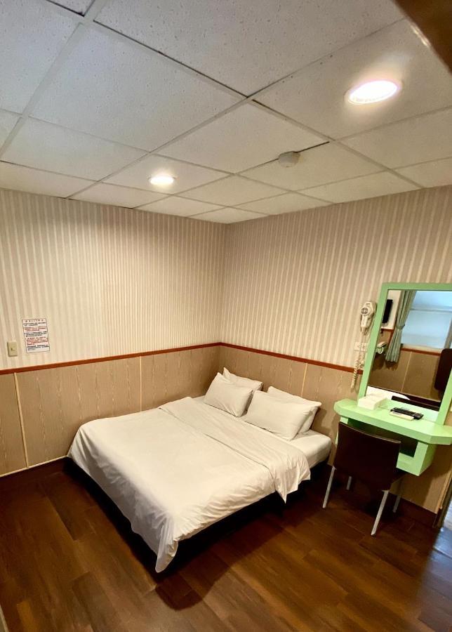 Ying Lun Hotel T'ai-tung Esterno foto